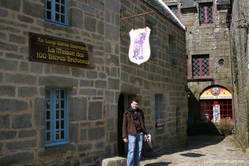 Devanture maison des 100 bières bretonnes