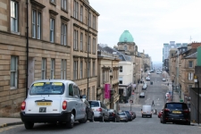 Rue de Glasgow en dénivelé