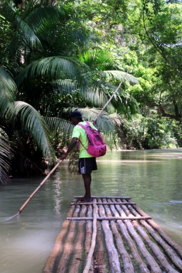 Que faire en Jamaique ? Bambou Rafting sur la rivière Martha Brae