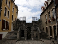 Boulogne sur Mer : maisons et fortifications