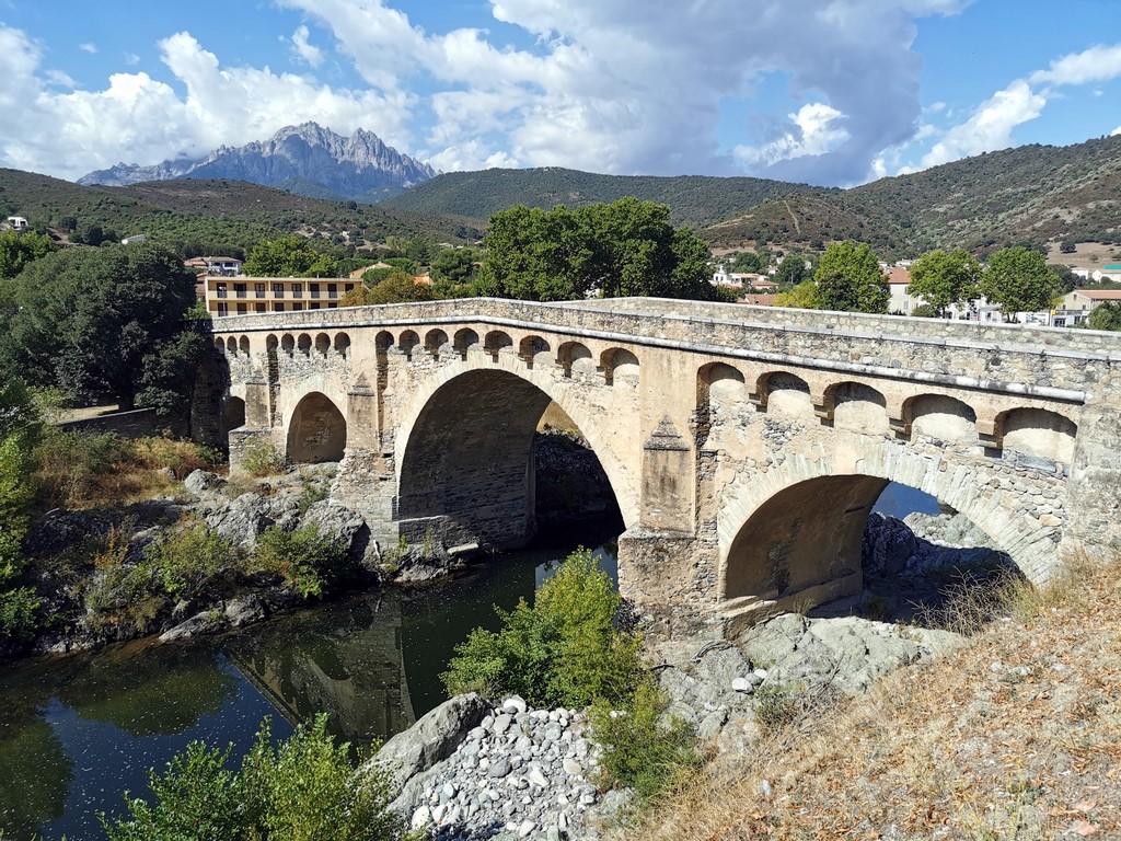 Pont en Corse en Septembre